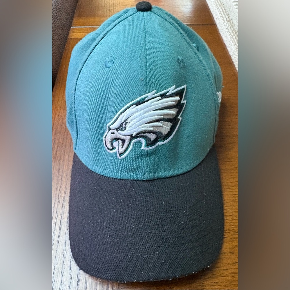 New Era Eagles Baseball Cap. Size Large/Extra Large